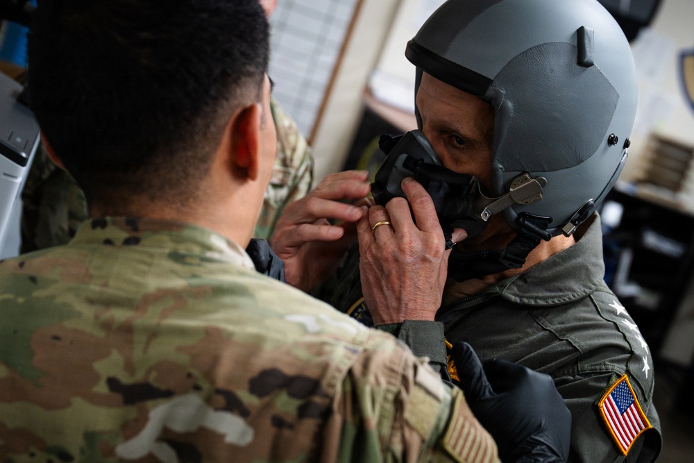 USSTRATCOM commander tours Dyess AFB, highlights global strike readiness