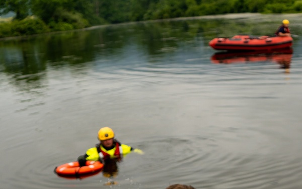 RSAP Soldiers Dive Into Water Survival Training