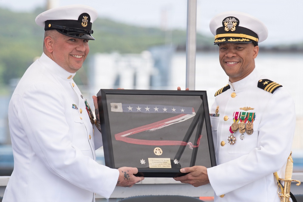 USS South Dakota (SSN 790) Change of Command