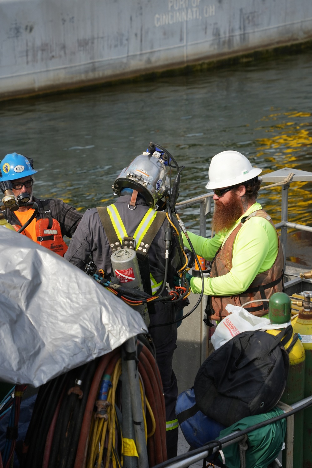 Upstream approach wall contract reaches major milestone at Chickamauga Lock