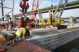 Upstream approach wall contract reaches major milestone at Chickamauga Lock