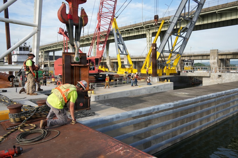 In feat of engineering precision, massive concrete beams placed at Chickamauga Lock as Upstream Approach Wall Contract reaches major milestone