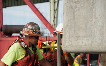 Upstream approach wall contract reaches major milestone at Chickamauga Lock