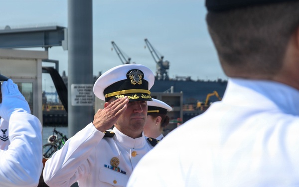 USS South Dakota (SSN 790) Holds Change of Command Ceremony