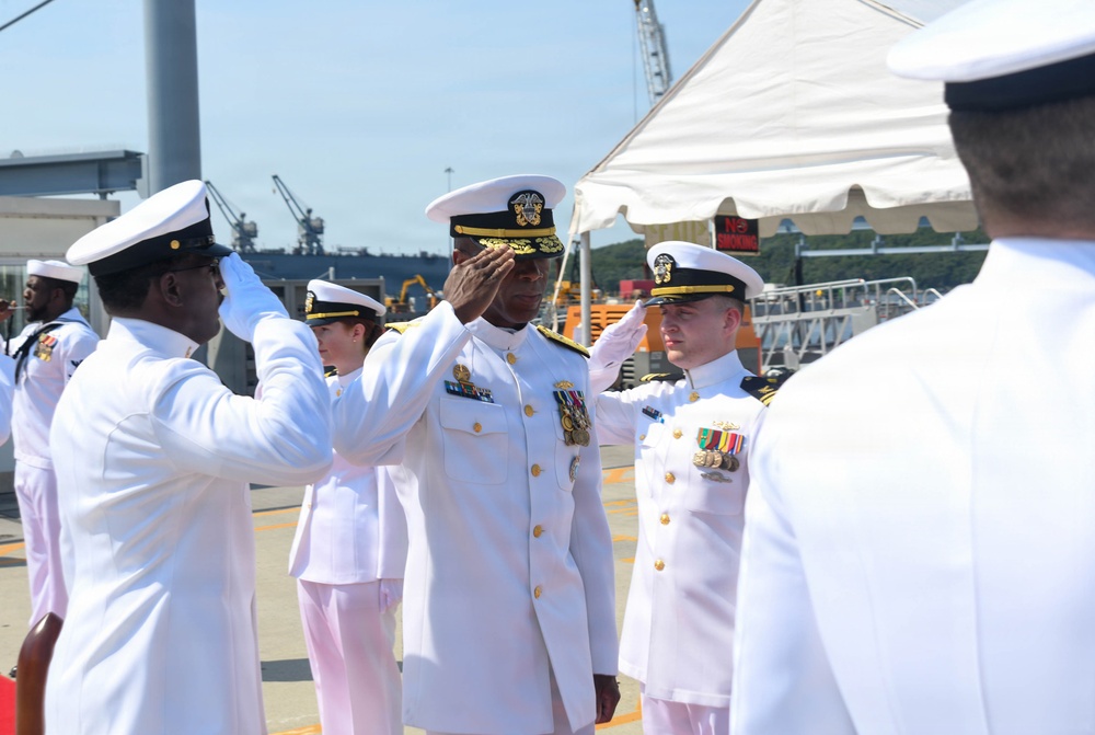USS South Dakota (SSN 790) Holds Change of Command Ceremony