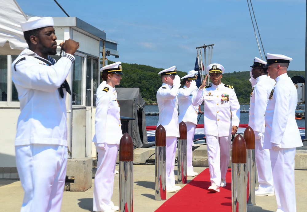 USS South Dakota (SSN 790) Holds Change of Command Ceremony