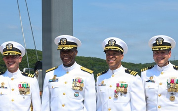 USS South Dakota (SSN 790) Holds Change of Command Ceremony