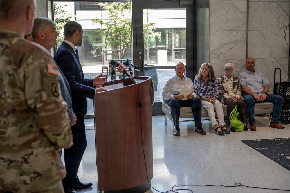 Connecticut treasurer returns unclaimed military medals to families
