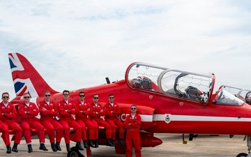 Red Arrows kick off Freedom 250 celebration at America's Airfield