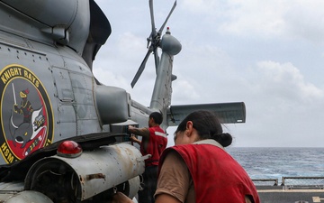 Frank E. Petersen Jr. Sailors Conduct Maintenance