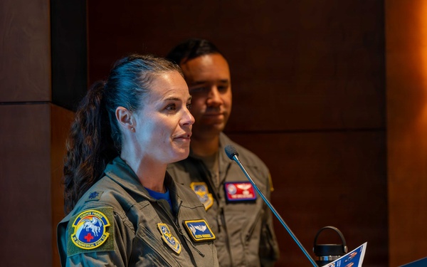 Travis AFB hosts honorary commander tour
