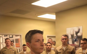 CMC Visits RS Tampa, Awards Navy Commendation Medal to Tampa OSO Capt. Crawford