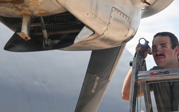 Behind the engine: teamwork on the line