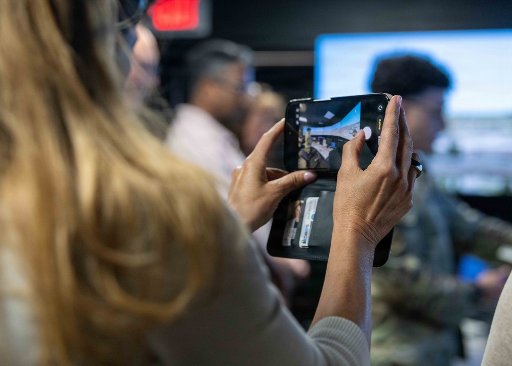 Travis AFB hosts honorary commander tour