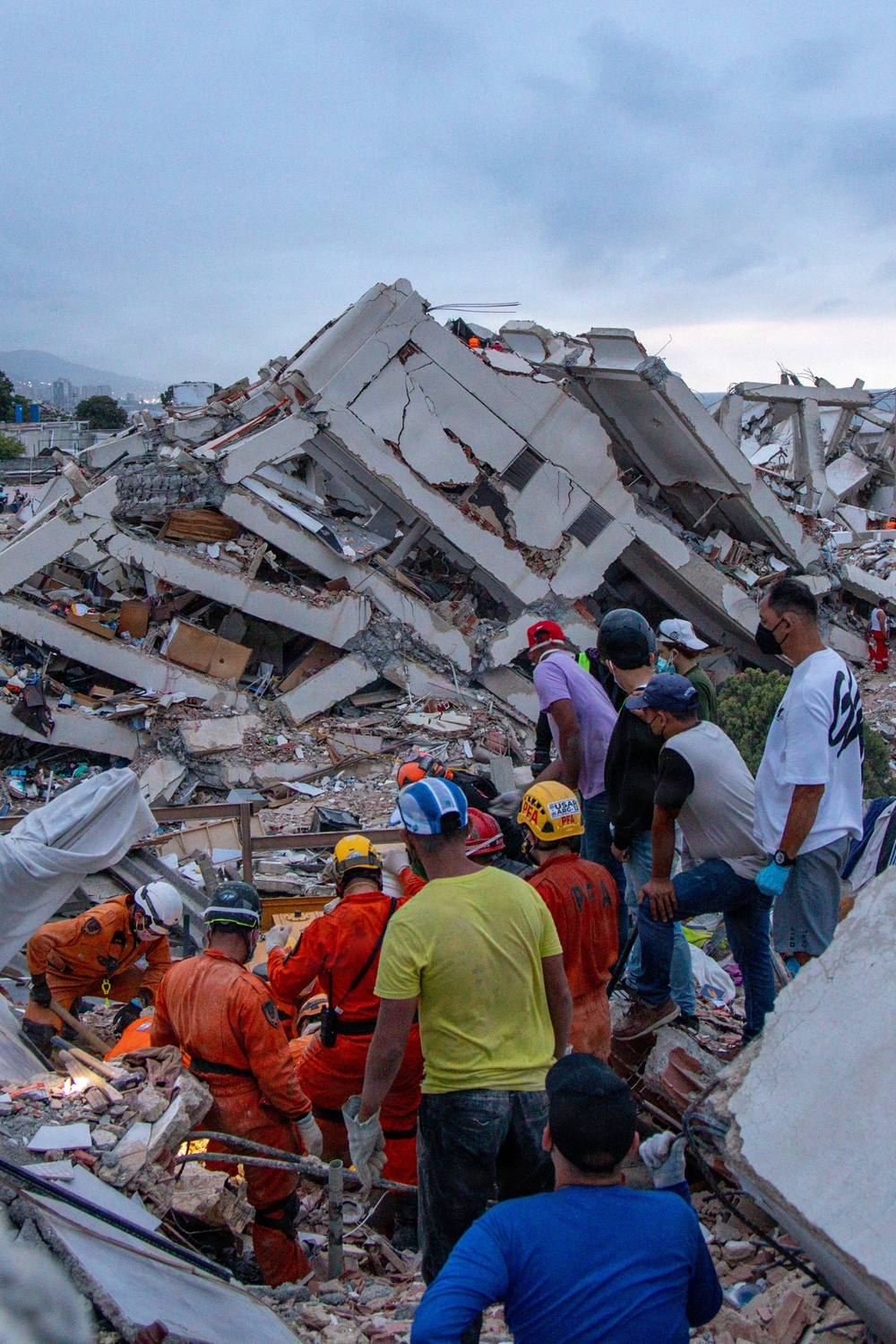 LCF-24: MRF Search &amp; Resue in La Guaira, Venezuela
