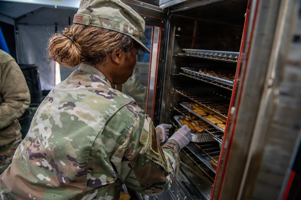 169th Force Support Squadron feeds the force during Alaska DFT