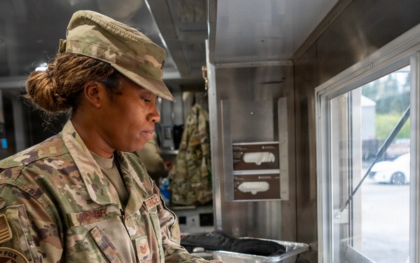 169th Force Support Squadron feeds the force during Alaska DFT