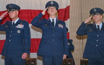 Kirtland Medical Group Hosts Change of Command Ceremony