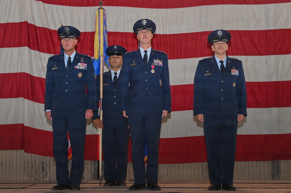Kirtland Medical Group Hosts Change of Command Ceremony