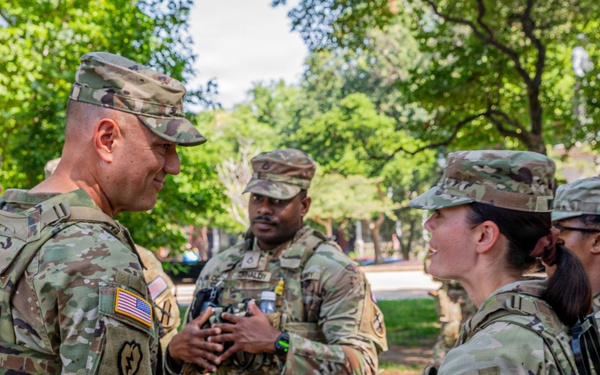 JTF- DC receives visit from Ga. Commanding General