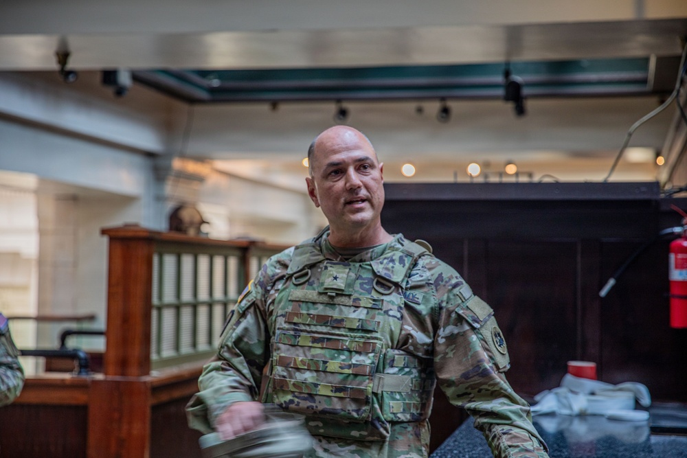 JTF- DC receives visit from Ga. Commanding General