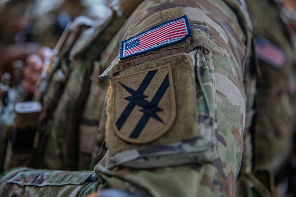 JTF- DC receives visit from Ga. Commanding General