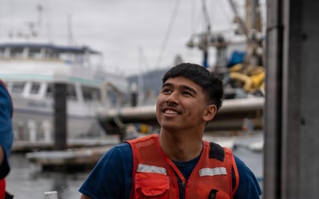 Coast Guard Station Monterey conducts two boat training in Monterey Bay