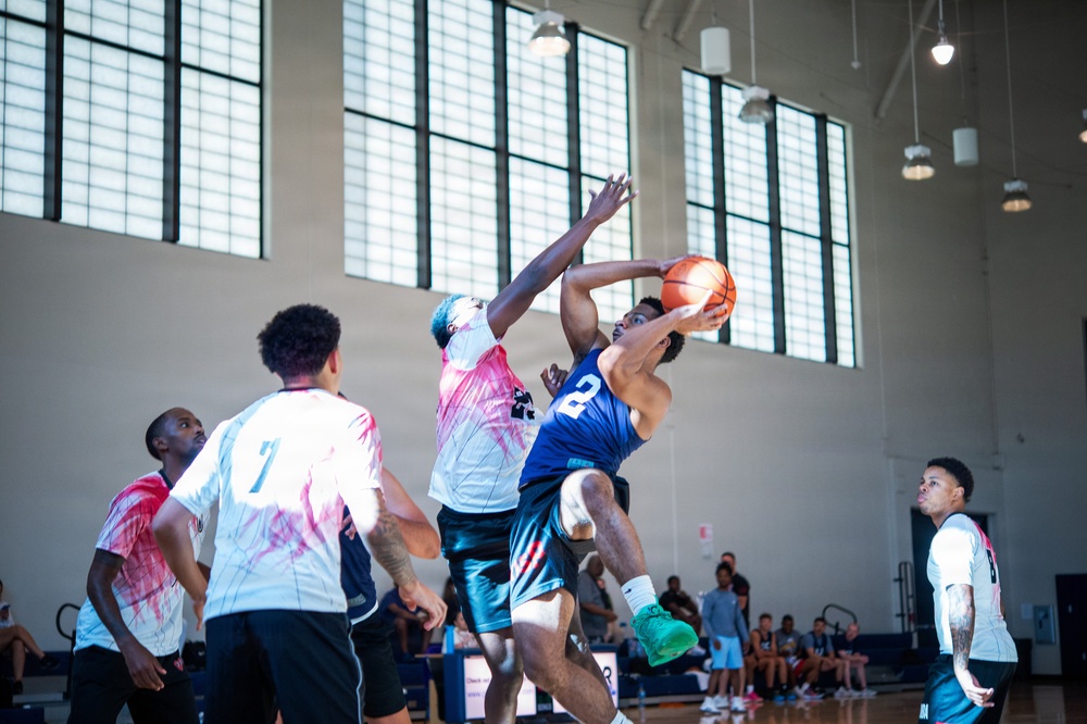 USS Essex vs USS Decatur in a basketball game during RIMPAC 2026