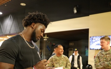 Atlanta Falcons Players Meet With Fans, Tour Zama During USO Visit