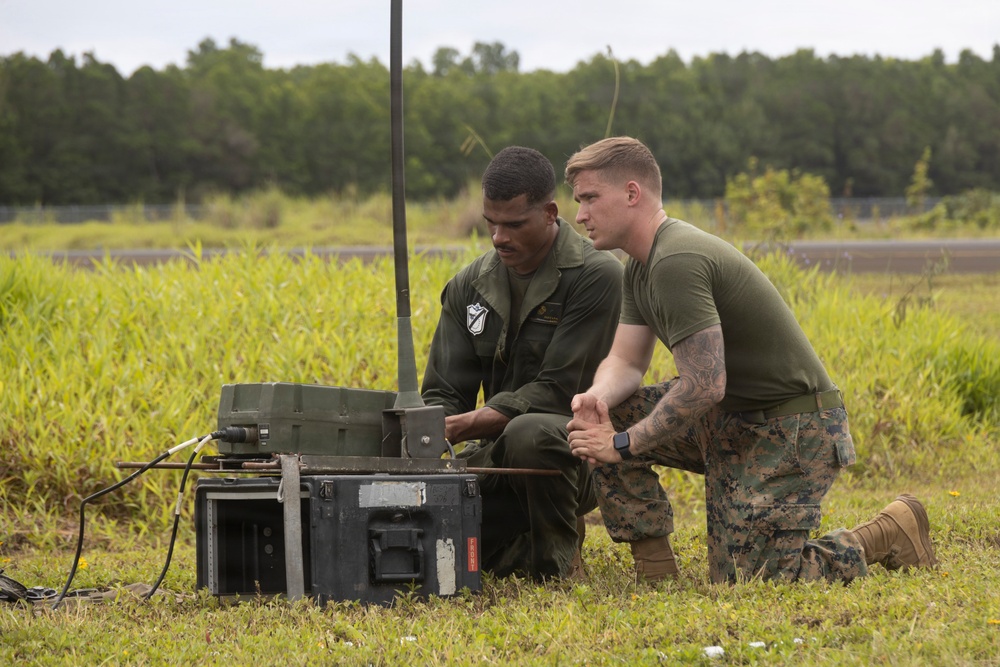 Slingshot: VMFA-214 sets up PRC-160(V) radio