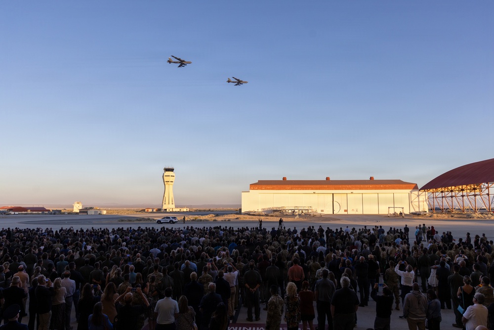 Flyover honors those lost during memorial service for Edwards B-52 aircrew