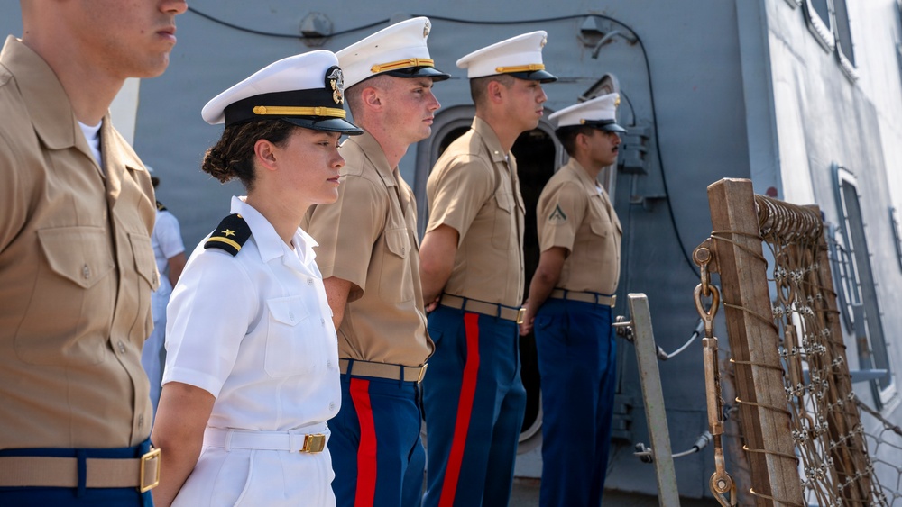 USS Arlington (LPD 24) Departs Baltimore