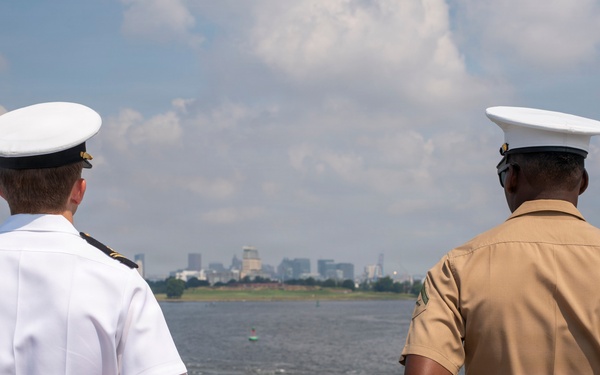 USS Arlington (LPD 24) Departs Baltimore