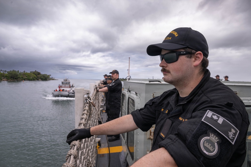 HMCS Regina arrives for Exercise RIMPAC 2026