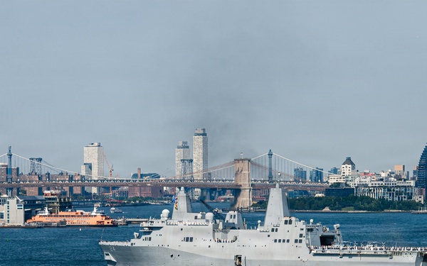 USS Arlington Arrives at INR250 NYC