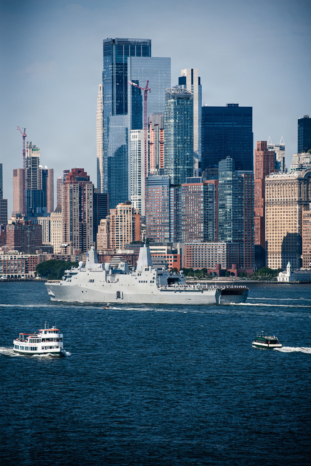 USS Arlington Arrives at INR250 NYC