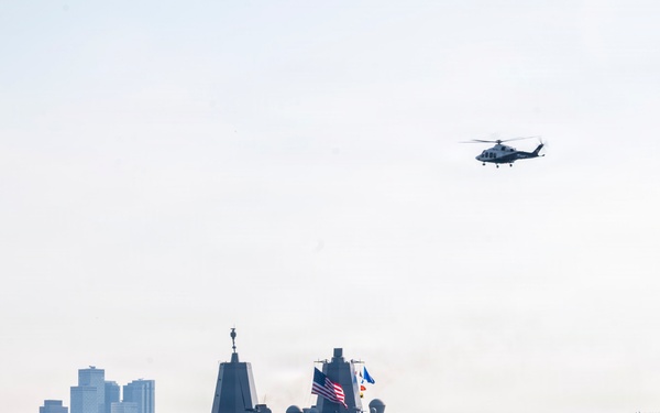 USS Arlington arrives in New York for International Naval Review 250
