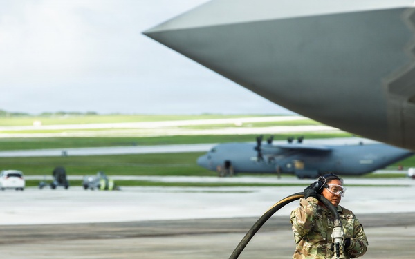 9th MSC Soldiers Fueling the Fight for Valiant Shield