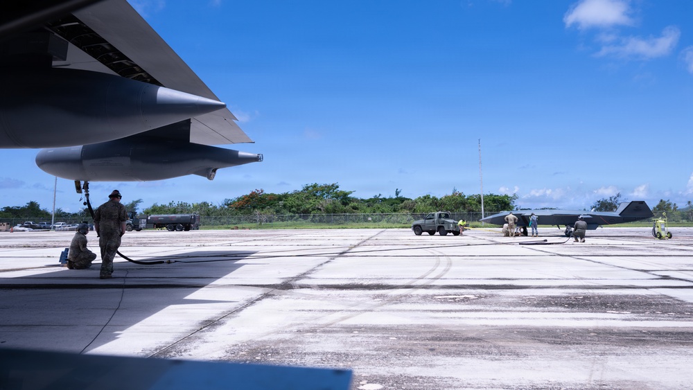 VS26 sees first FARP training between CCA, HC-130J