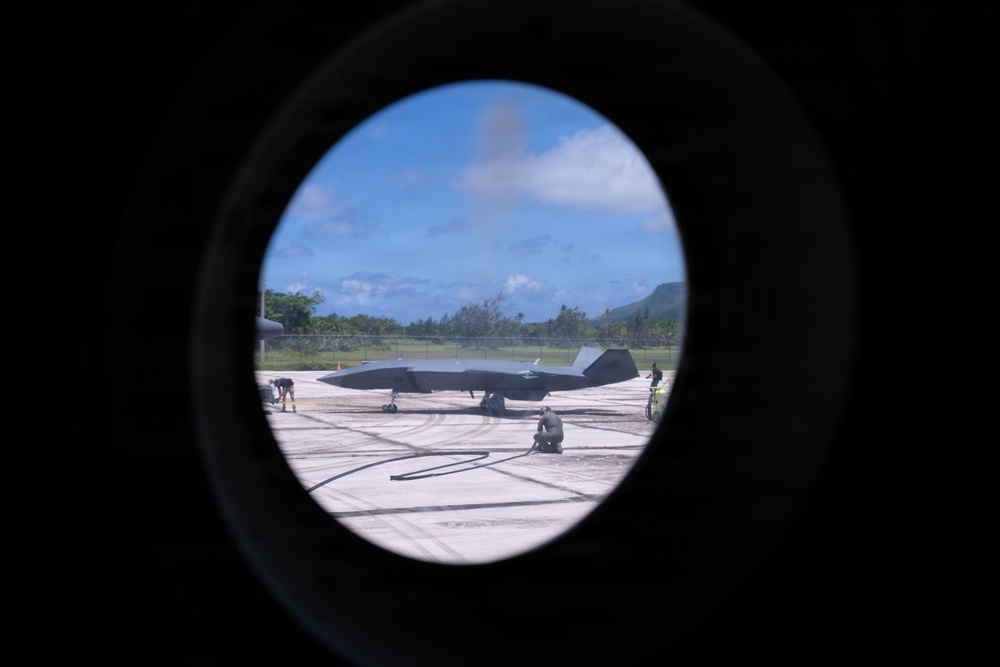 VS26 sees first FARP training between CCA, HC-130J