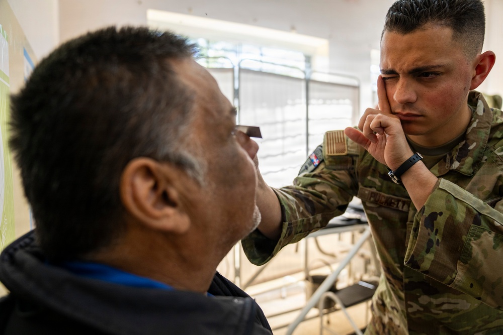 AMISTAD 2026 Delivers Specialty Eye Care in Paraguay