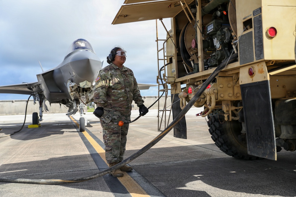 9th MSC Soldiers Fueling the Fight for Valiant Shield