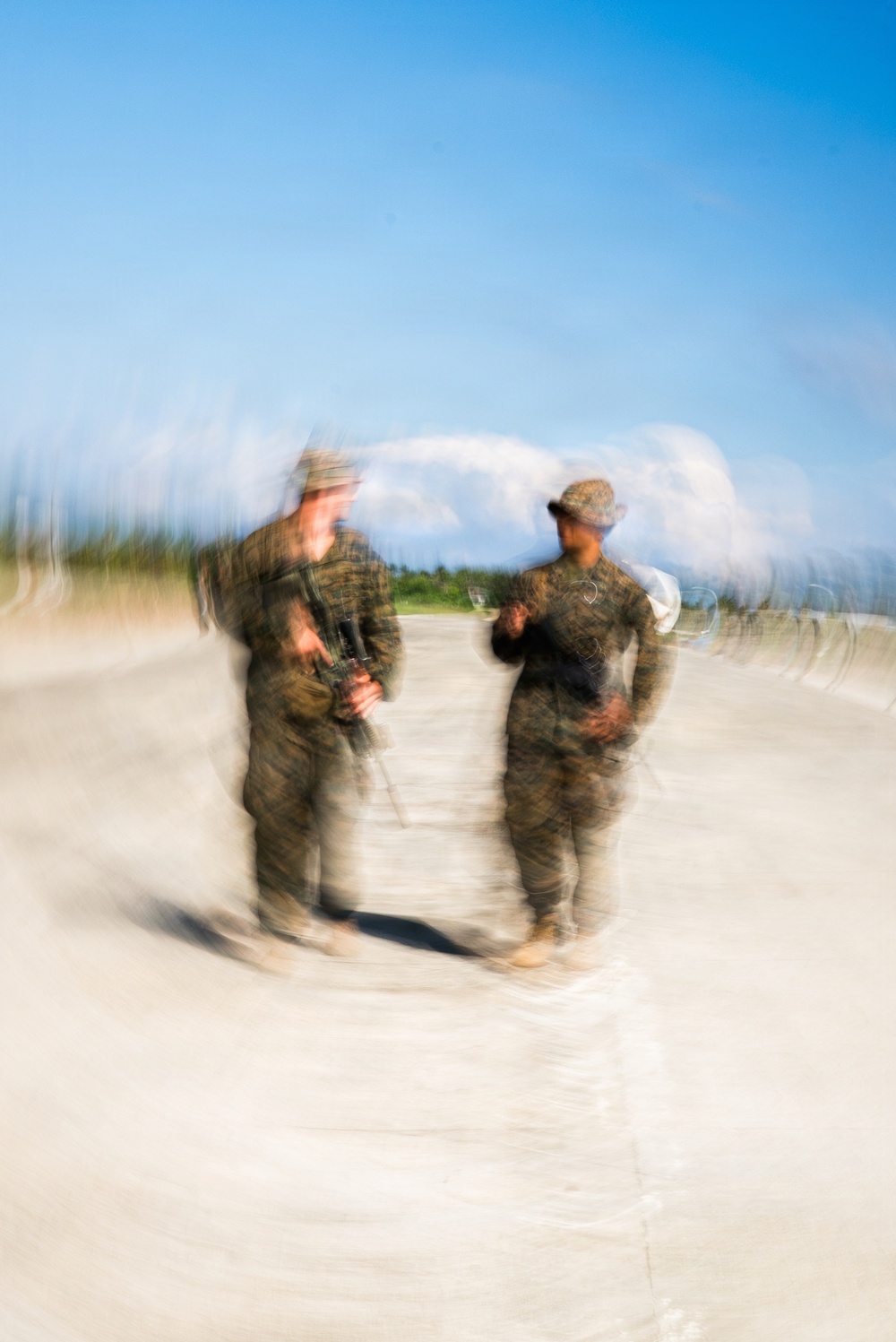 3rd Littoral Combat Team, Philippine marines participate in bilateral training during KAMANDAG 10