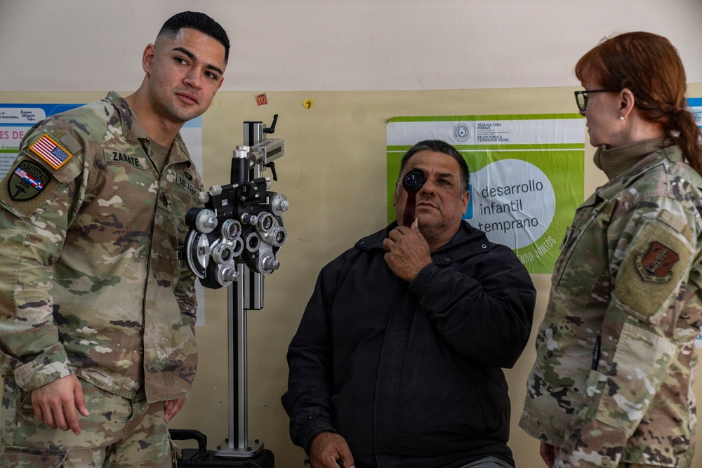 AMISTAD 2026 Delivers Specialty Eye Care in Paraguay