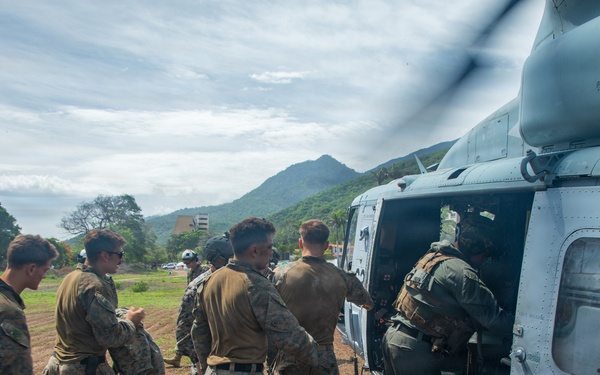 LCF-24: V3/2 Leadership Meets with MRF Marines Amid an Aerial Resupply