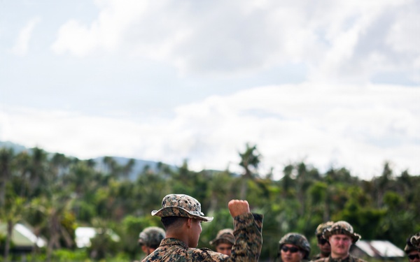 3rd Littoral Combat Team, Philippine marines participate in bilateral training during KAMANDAG 10