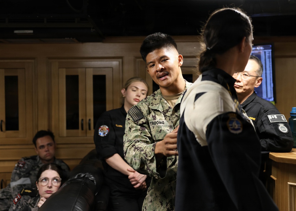 HMCS Ottawa hosts mass casualty medical training during RIMPAC 2026
