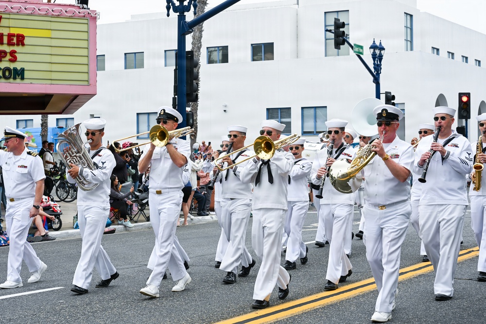 Navy Band Southwest at Oceanside Independence Day Parade