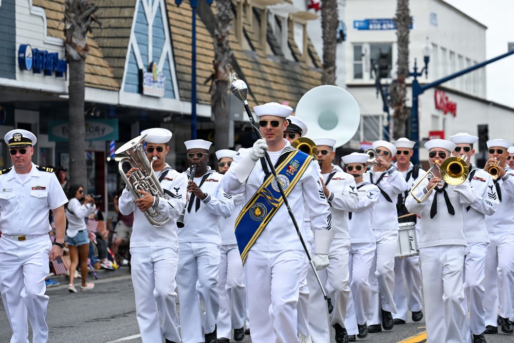 Navy Band Southwest at Oceanside Independence Day Parade