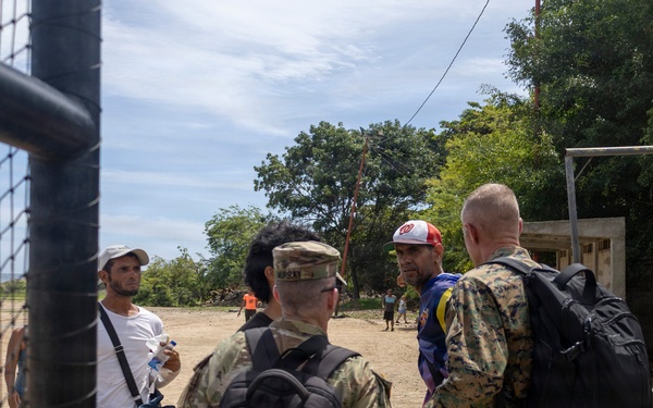 Maj.Gen. Jarrard Meets with Local Leaders around Venezuela